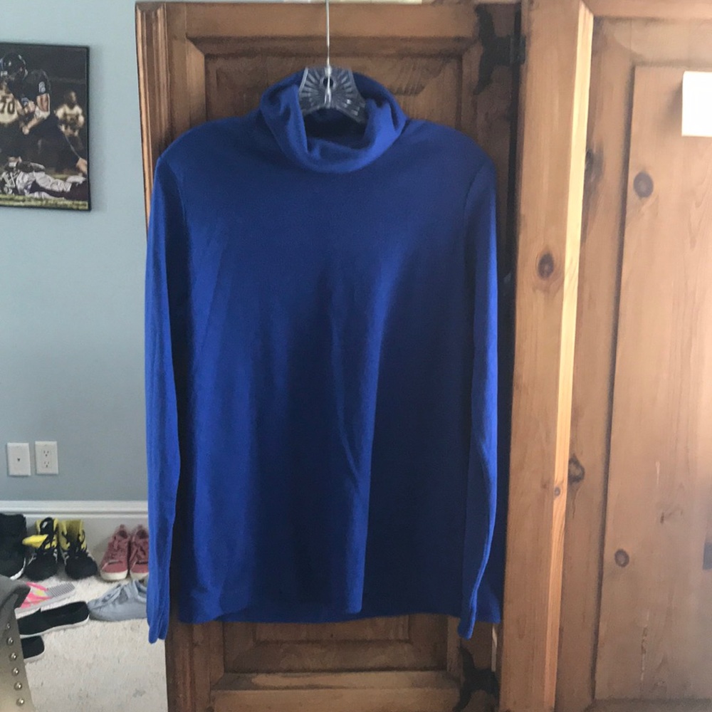 Brand new warm sweater